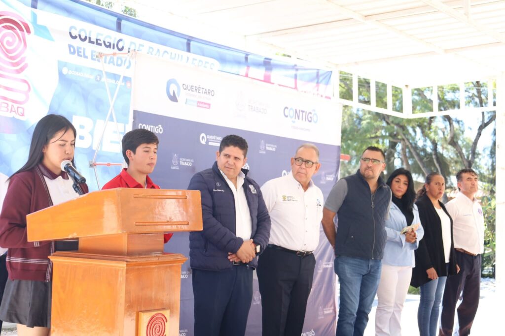 Entregan nuevos módulos sanitarios en el COBAQ Plantel 10 de San Juan del Río