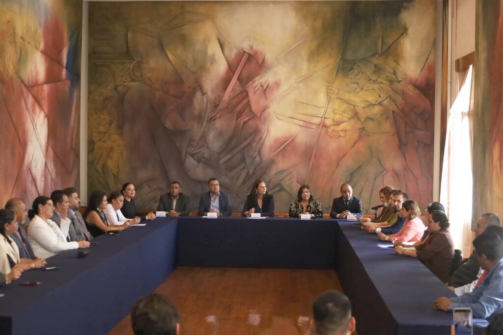 Reconocen a docentes destacados en la Práctica Educativa 2025