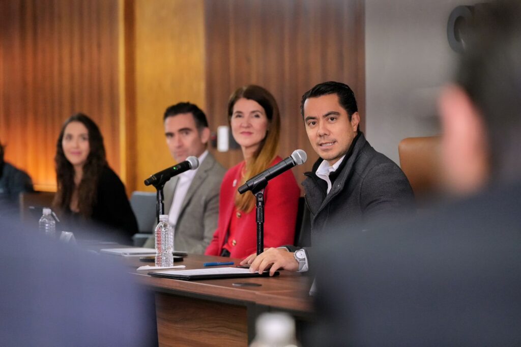 Firma Felifer Macías carta de intención con ONU-Habitat para fortalecer espacios públicos desde la primera infancia