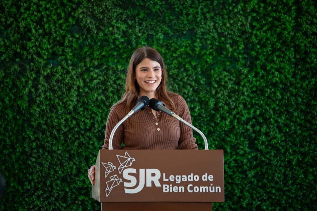 Gina Sánchez y Roberto Cabrera ponen en marcha la campaña “Abriga Una Familia”