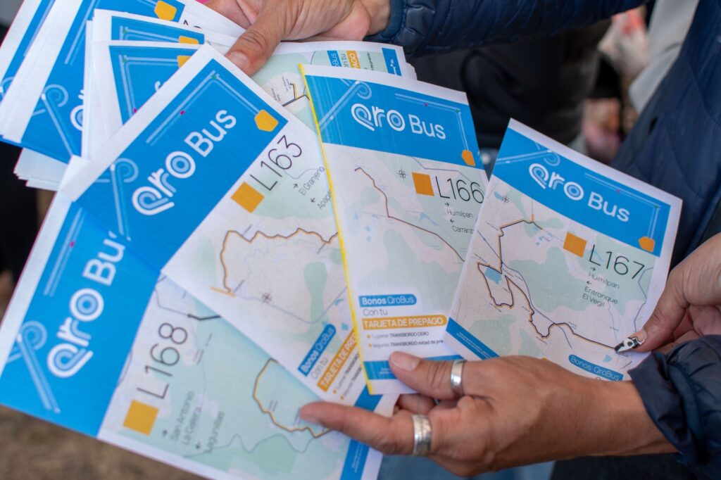 Fortalece Gobernador sistema de transporte metropolitano para Huimilpan