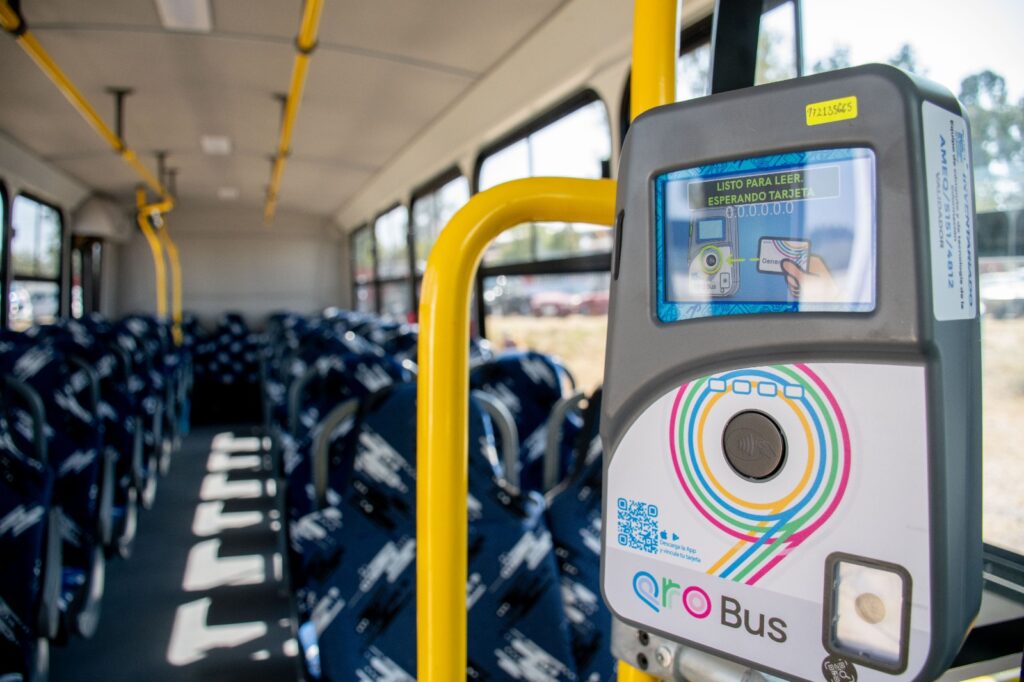 Fortalece Gobernador sistema de transporte metropolitano para Huimilpan