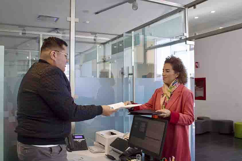 Diputada Adriana Meza presenta iniciativa para reconocer como Patrimonio Cultural Inmaterial el arte textil de lana de Colón