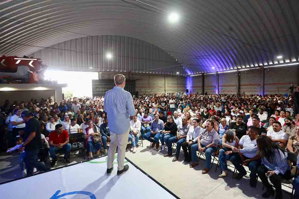 Gobierno del Estado de Qro continúa apoyando a Cadereyta con programas Estatales.