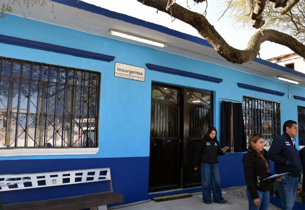 Entrega Municipio de Querétaro rehabilitación de la Casa Ejidal en Montenegro