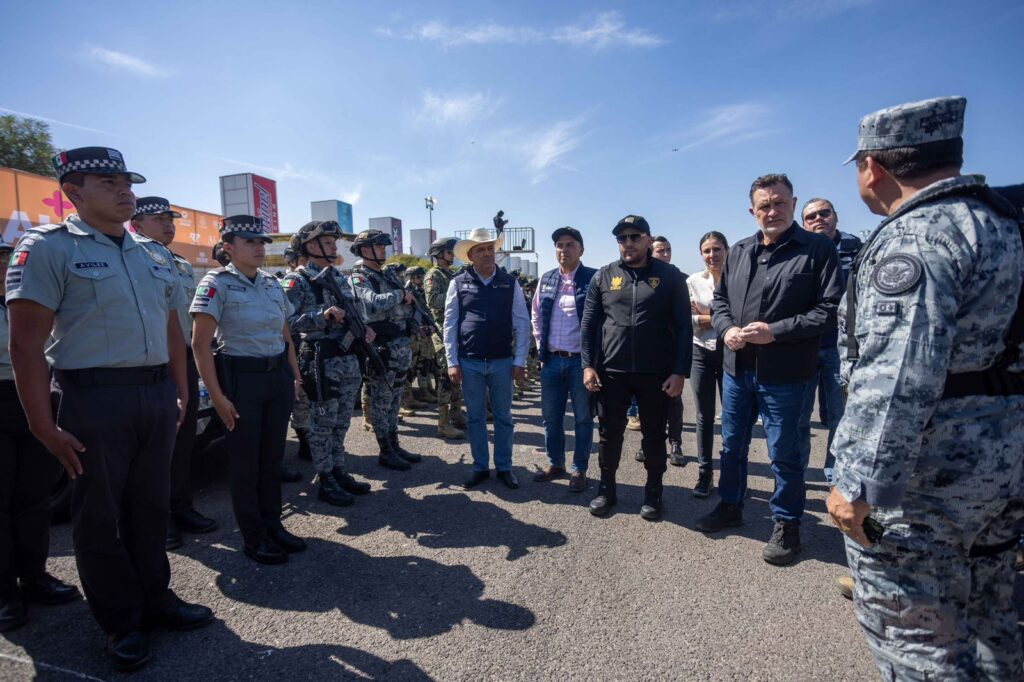 Realiza Gobernador Pase de Revista a corporaciones para seguridad de la Feria Internacional Ganadera Querétaro 2025