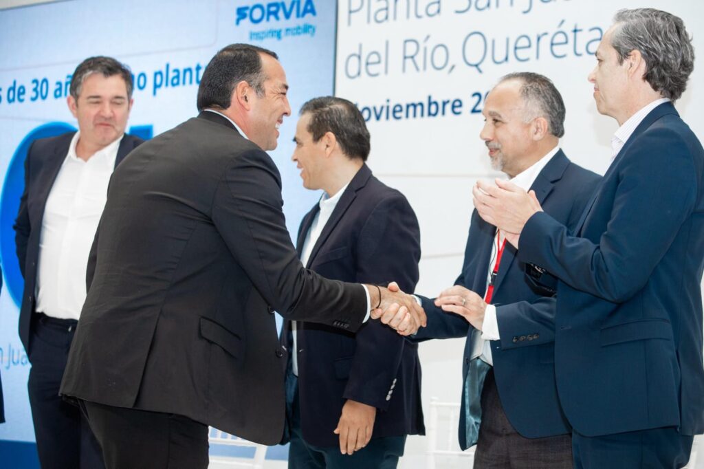 San Juan del Río se consolida como polo de desarrollo a través de la industria: Roberto Cabrera