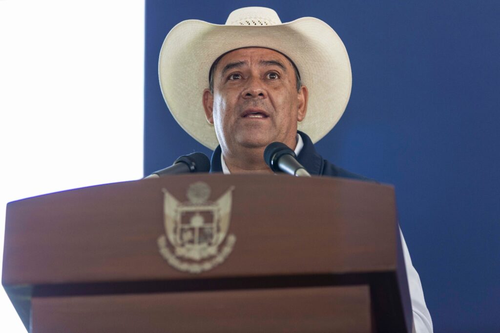 Fortalece Gobernador el campo queretano con entrega de apoyos en Peñamiller