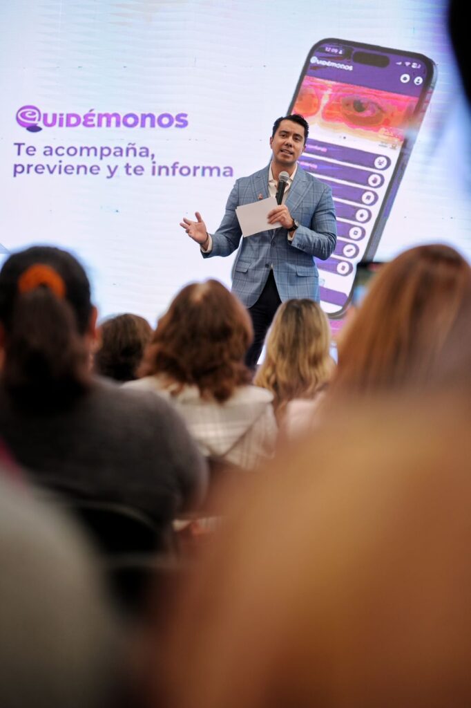 Presenta Felifer Macías la App “Quidémonos”