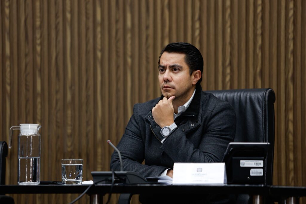 Aprueba el Ayuntamiento de Querétaro reformar diversas disposiciones del reglamento para el Funcionamiento de Establecimientos Mercantiles