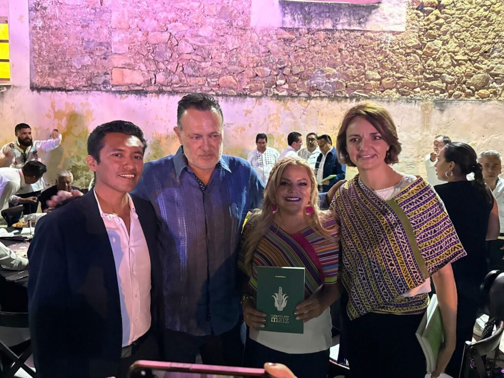 Presidente municipal de Tolimán, asiste a la inauguración de la 28ª Edición del Festival de la Huasteca “Cuerpos de Maíz” en Jalpan de Serra