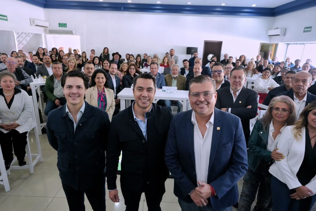 Plantea Felifer Macías una visión de gobierno como orquestador del talento en Querétaro