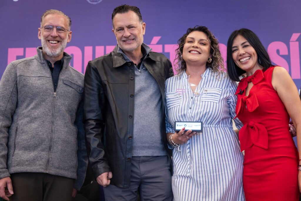 Reconoce Gobernador a empresas por fomentar la igualdad laboral con el Distintivo Sin Brecha