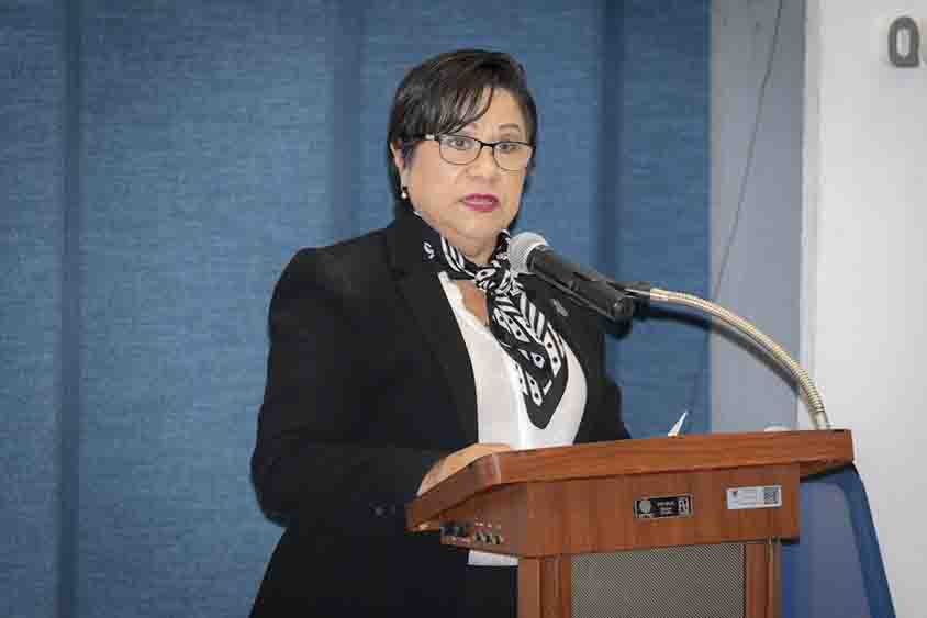 Encabeza Secretaria de Salud ceremonia de Bienvenida y Clausura de Médicos Internos de Pregrado en el HGQ