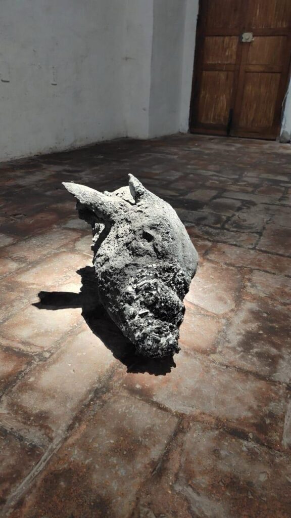 Llega al Museo de la Ciudad El peso de la sombra, del artista francés Jean-María Perdrix