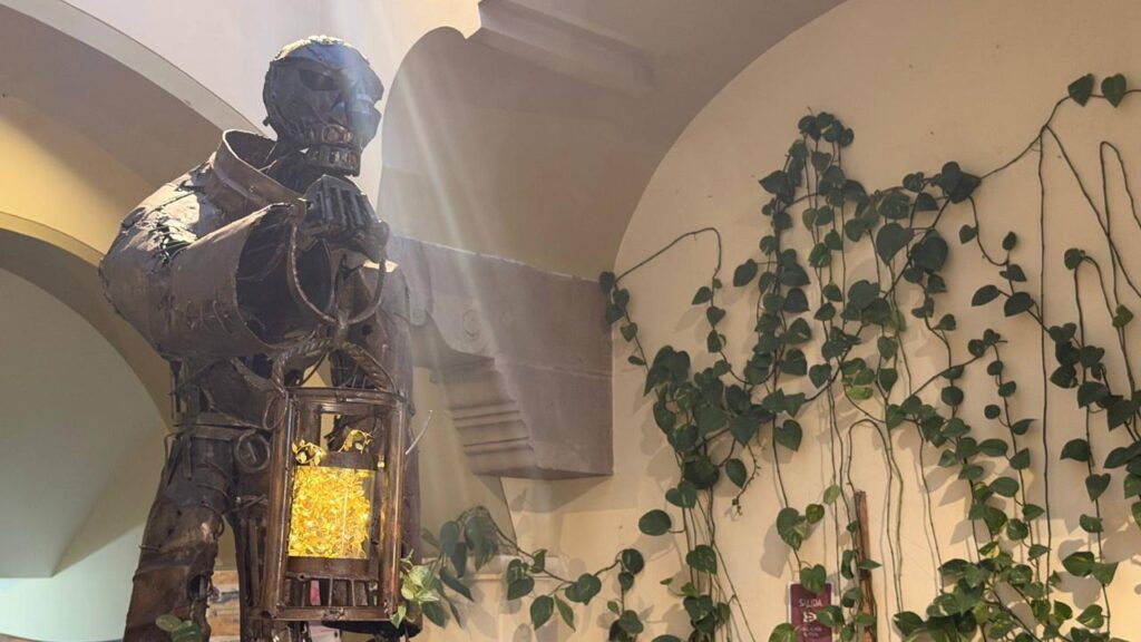 Llega la muestra Fantasía Solar, de Celeste Lomelí, al Museo de los Conspiradores