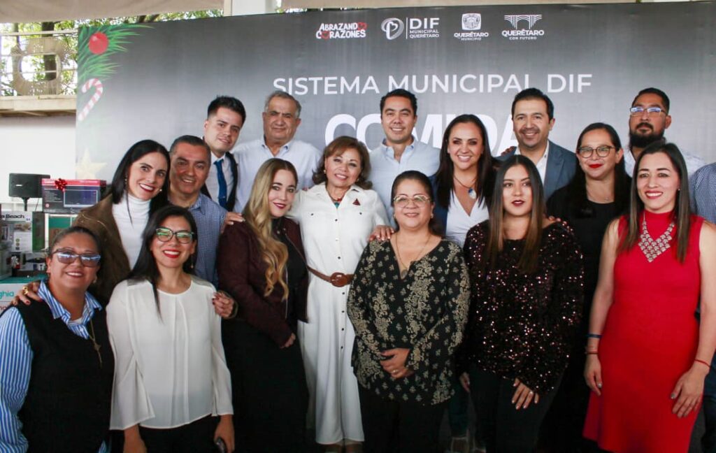 Felifer Macías reconoce labor de Tania Ruiz en el DIF Municipal