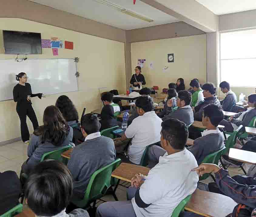 Sensibiliza CECA a estudiantes del CECYTEQ para la prevención del suicidio y el cuidado de la salud mental