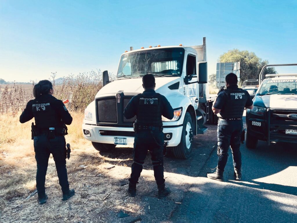 Recuperan tractocamión con reporte de robo en Colón