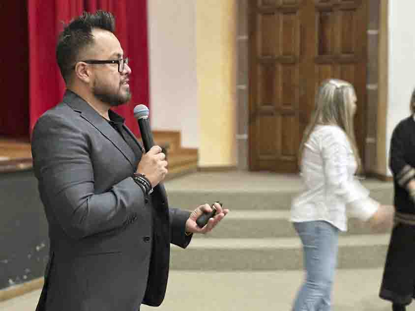 Realiza USEBEQ talleres de capacitación sobre manejo de emociones