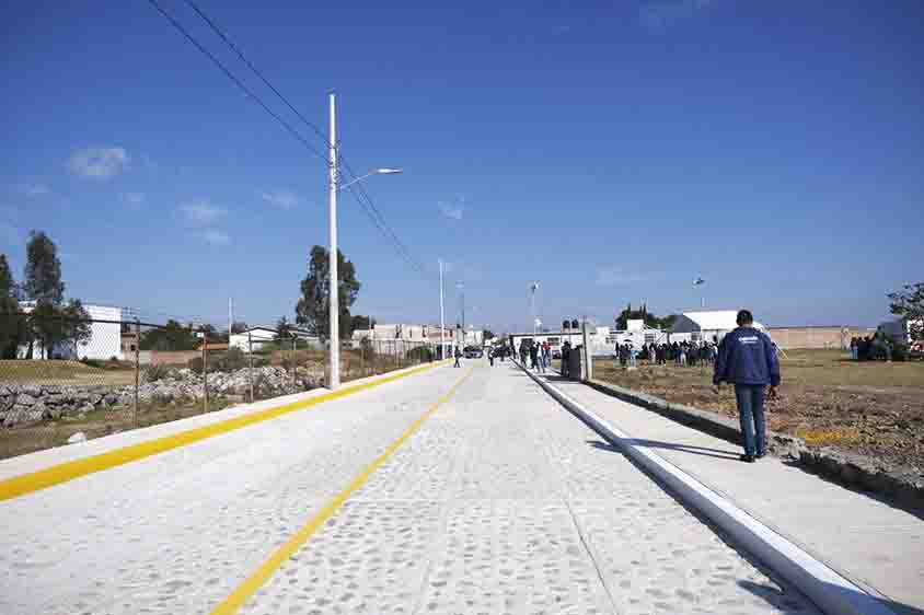 Entregan obra de urbanización en Huimilpan