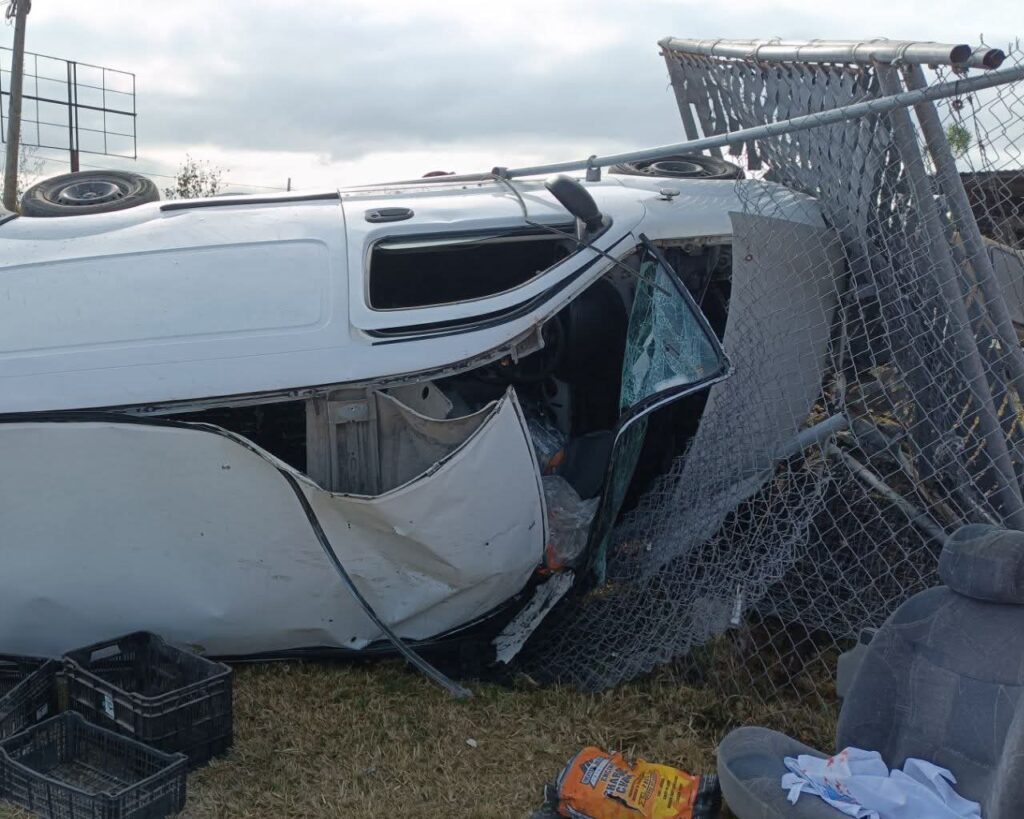 Choque en Buenavista deja dos camionetas siniestradas