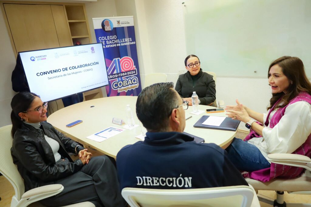 Secretaría de las Mujeres y COBAQ firman convenio para prevenir la violencia