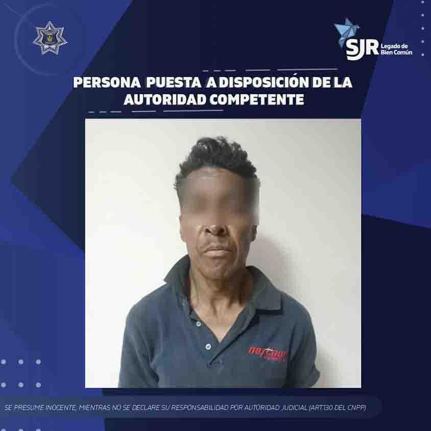 Detienen a hombre por resistencia a la autoridad