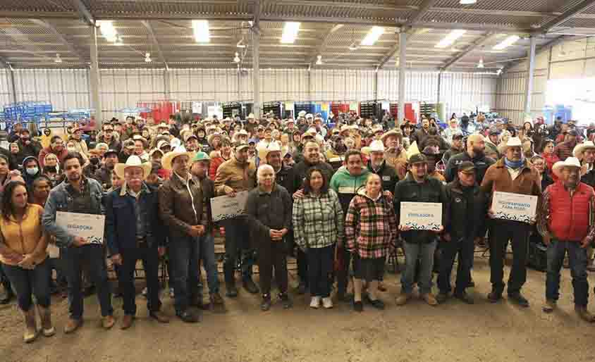 Entrega SEDEA apoyos en concurrencia en San Juan del Río