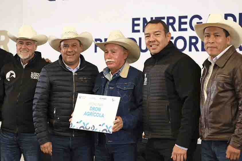 Entrega SEDEA apoyos en concurrencia en San Juan del Río