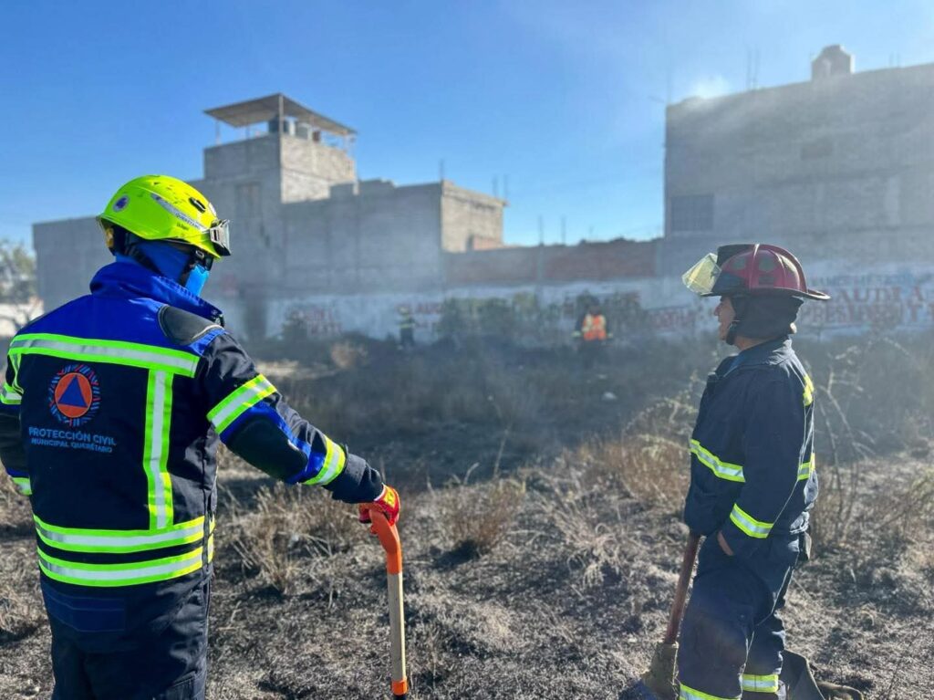 Quema urbana en la colonia Francisco Villa: el fuego avanza donde la ciudad se descuida