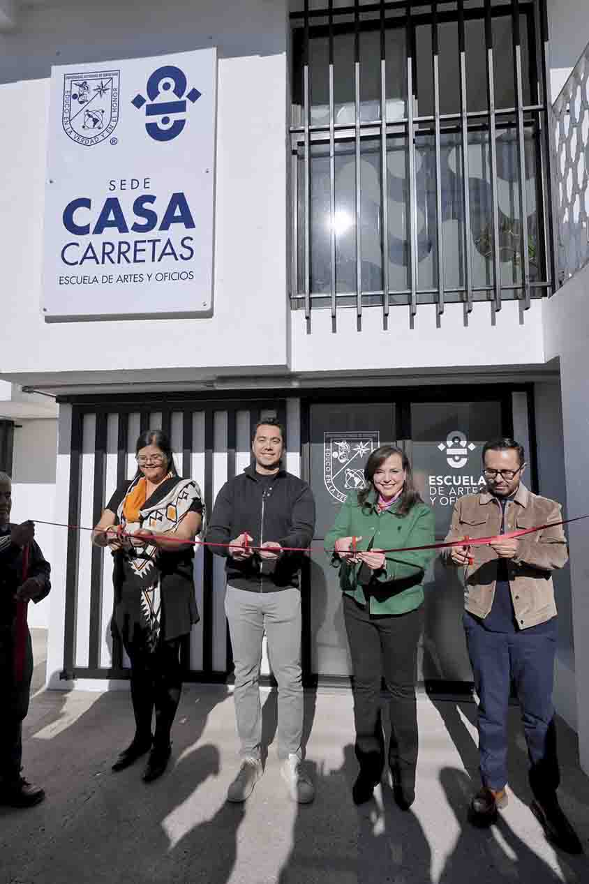 Asiste Felifer Macías a la inauguración de la Escuela de Artes y Oficios de la UAQ