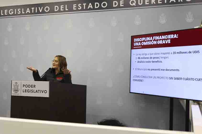 Claudia Díaz pide cancelar plebiscito del teleférico en Querétaro ⚖️🚠