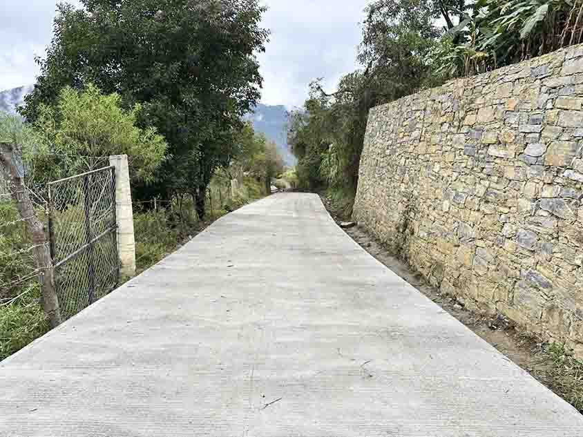 Pinal de Amoles fortalece infraestructura