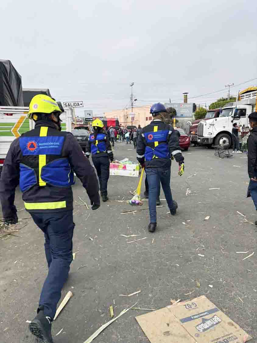 Protección Civil realiza operativo contra pirotecnia ilegal en el Mercado de Abastos