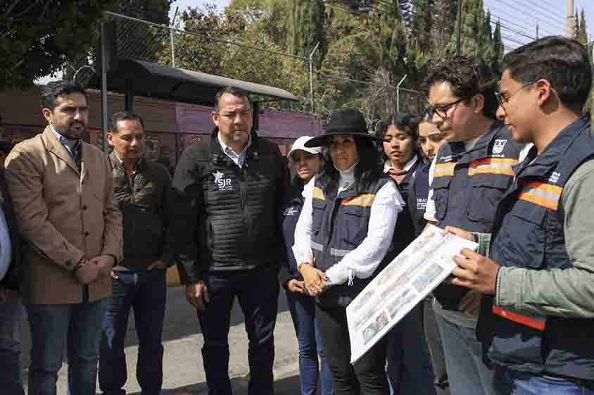 Roberto Cabrera entrega rehabilitación de la calle 5 de Mayo