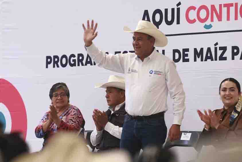Entrega SEDEA apoyos por sequía en Peñamiller y Tolimán