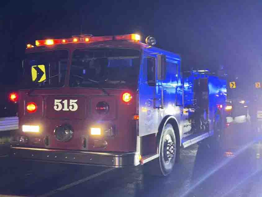 Curva, sirenas y asfalto mojado: la noche en la Estatal 100