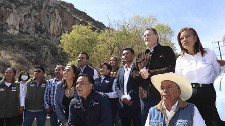 Entrega de Obra en la comunidad de Nogales