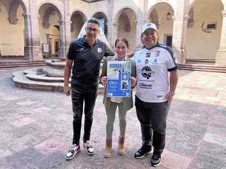 Rodada con causa entre viñedos en apoyo a Gallos Smiling