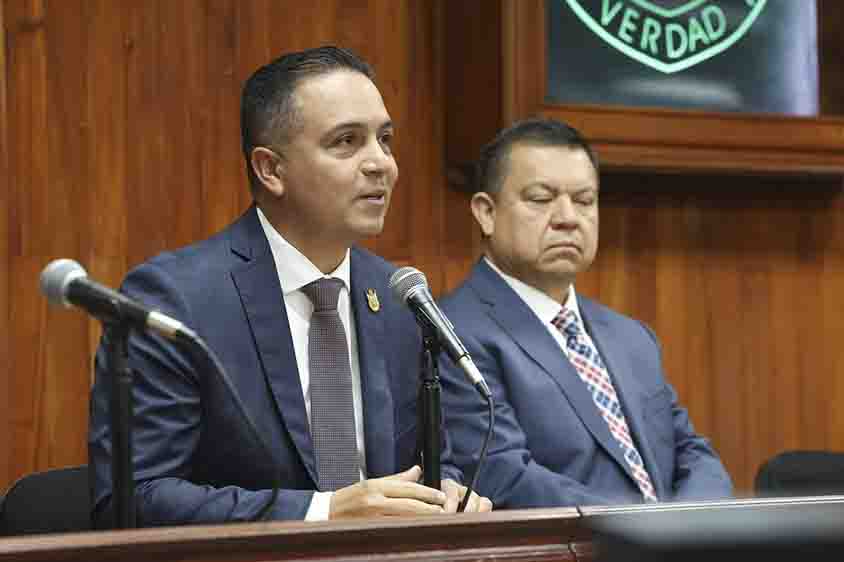 Inaugura Eric Gudiño Coloquio Internacional de la UAQ.