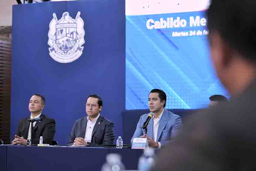 Preside Gobernador Ceremonia Conmemorativa del Día de la Bandera