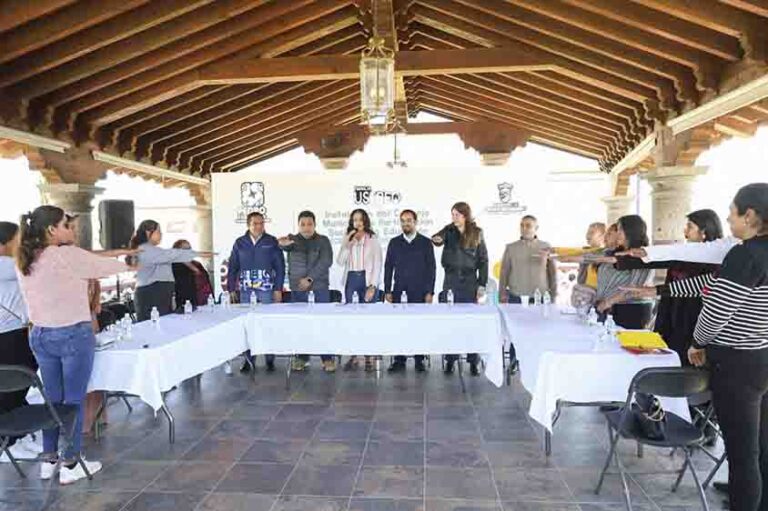 Instalan Consejo de Participación Social en Pedro Escobedo