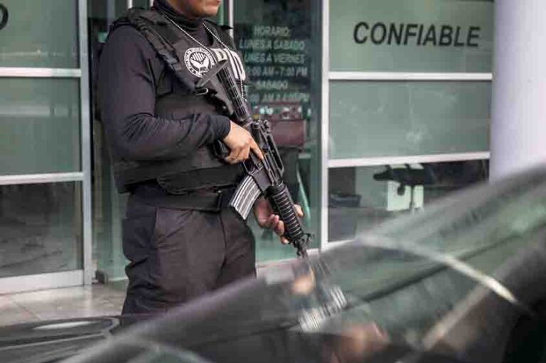 Sinergia cateó financiera por investigación de fraude