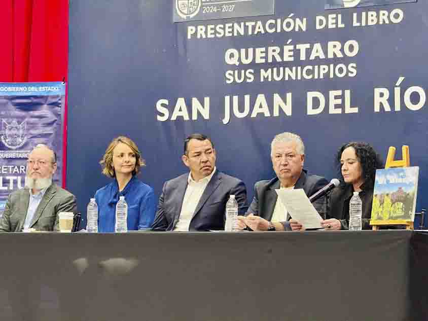 Presenta López Birlain el libro San Juan del Río