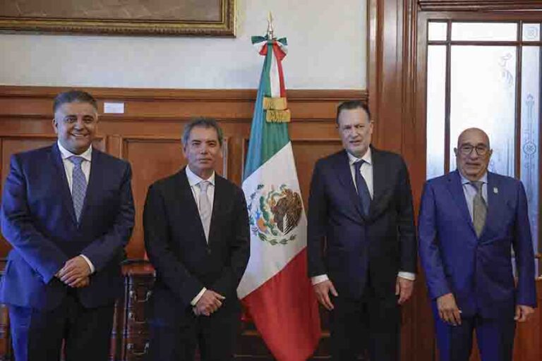 Se reúne Gobernador con el Secretario de Hacienda