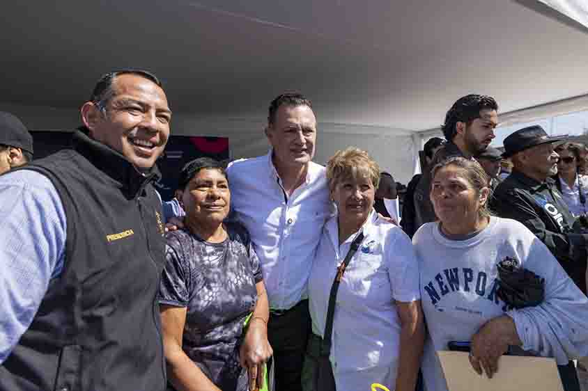 Entrega Gobernador rehabilitación urbana en Vista Hermosa por 11.6 mdp