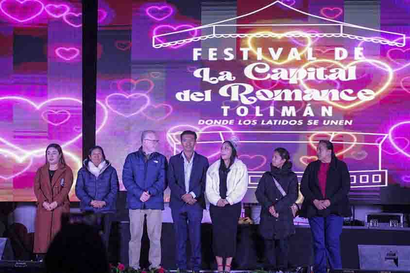 Tolimán late de amor en su Festival del Romance