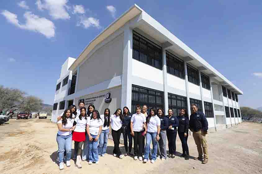 Se prepara Bachilleres UAQ para recibir a su segundo ingreso estudiantil, en Cadereyta