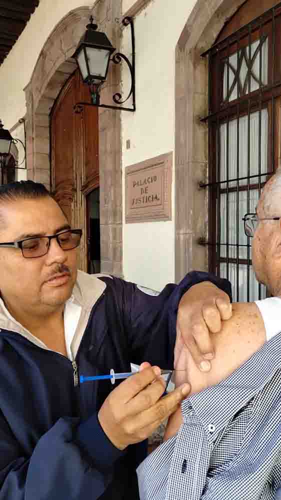 SESA intensifica vacunación contra influenza